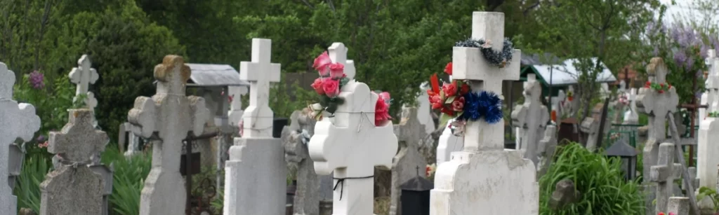 Cum alegi monumentele funerare potrivite