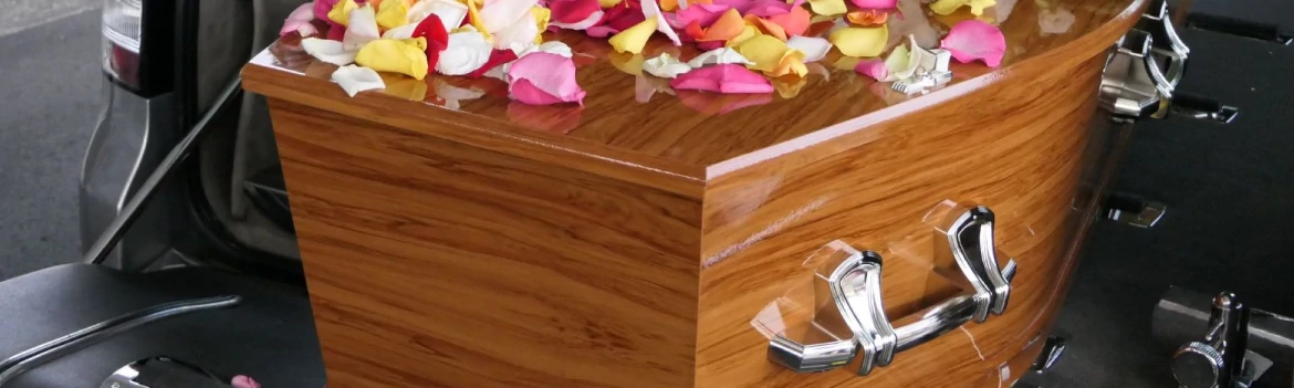 Reciclarea și durabilitatea în industria funerară: Soluții ecologice pentru înmormântări și îngrijirea rămășițelor descrie pe larg